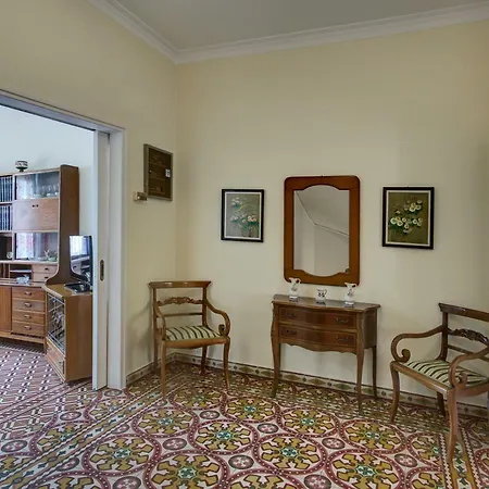 Apartament Emmanouil's House